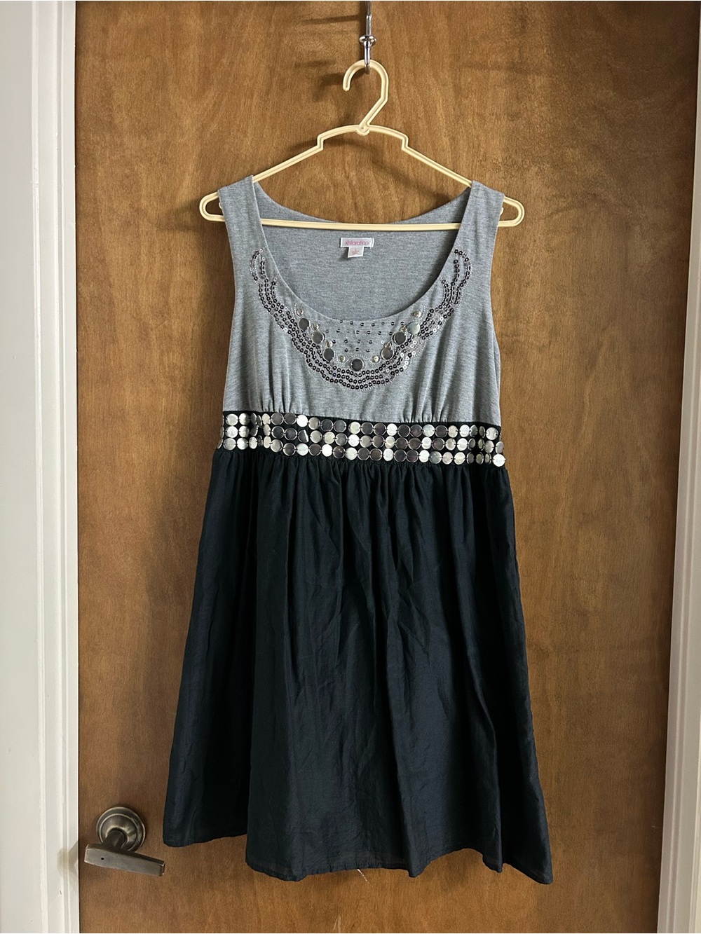 Sleeveless Gray and Black Mini Dress with Mirrored Waist Detail